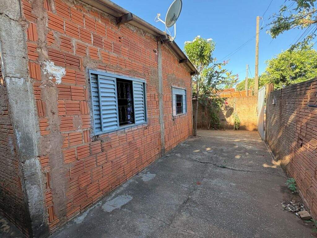 Casa à venda no Jardim Carandá: 