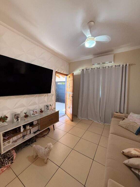 Casa à venda no Ipê: 