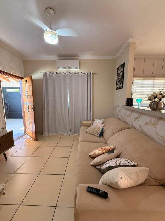 Casa à venda no Ipê: 