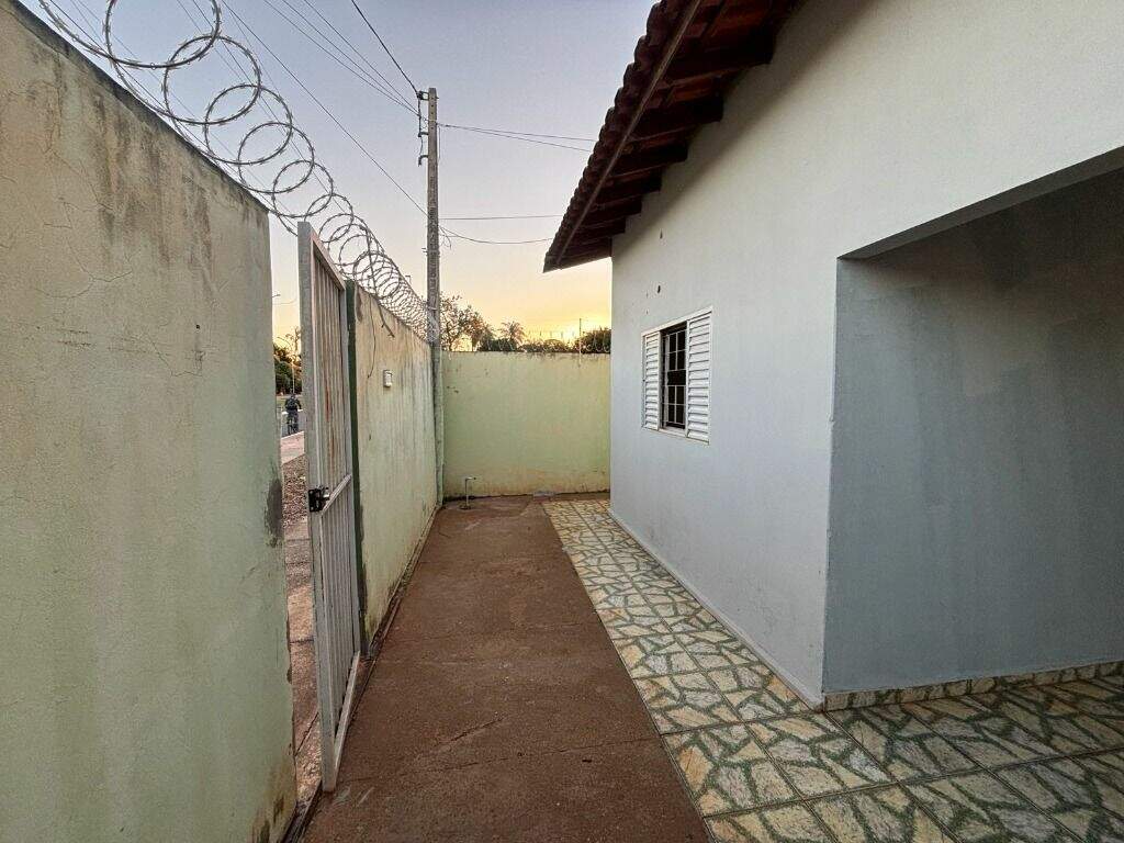 Casa para aluguel no Jardim Flamboyant: 