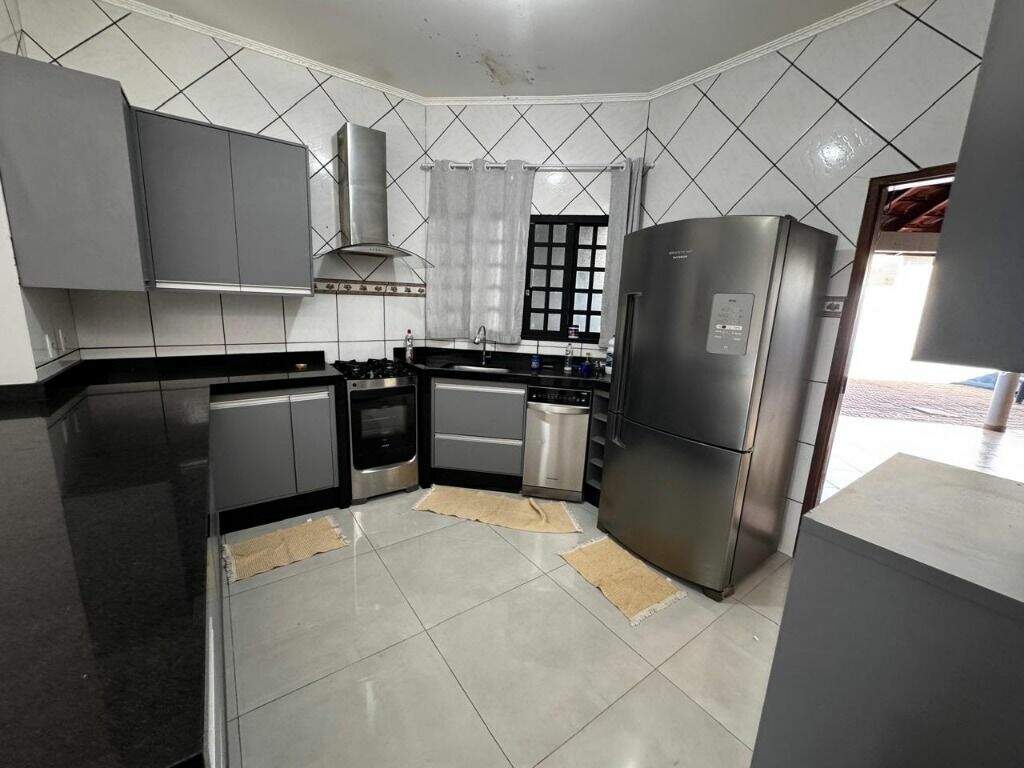 Casa para aluguel no Jardim Alvorada: 