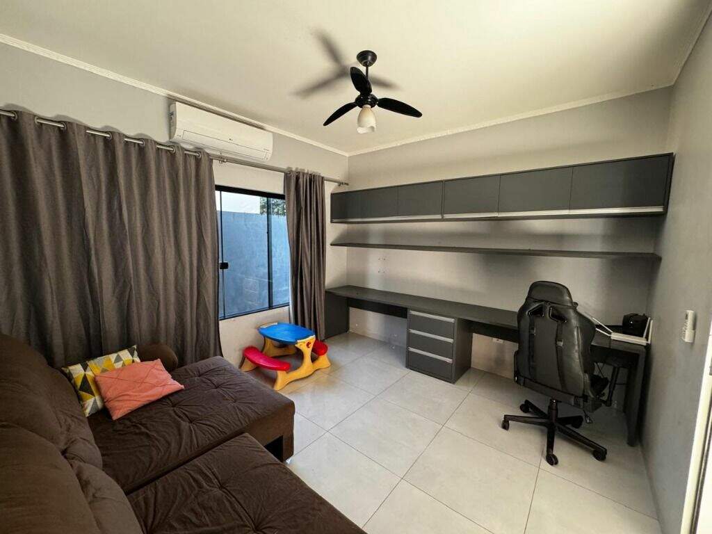 Casa para aluguel no Jardim Alvorada: 