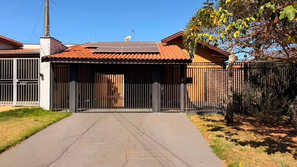 Casa à venda no Ipê: 