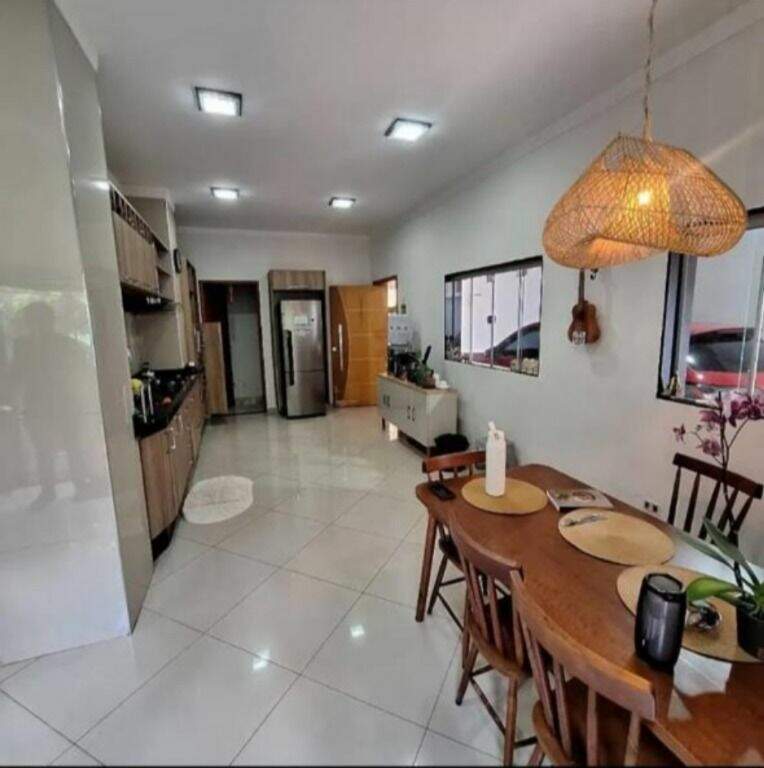 Casa à venda no Jardim Paranapunga: 