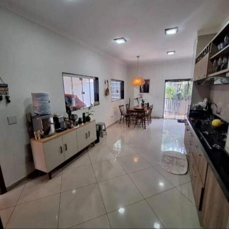 Casa à venda no Jardim Paranapunga: 