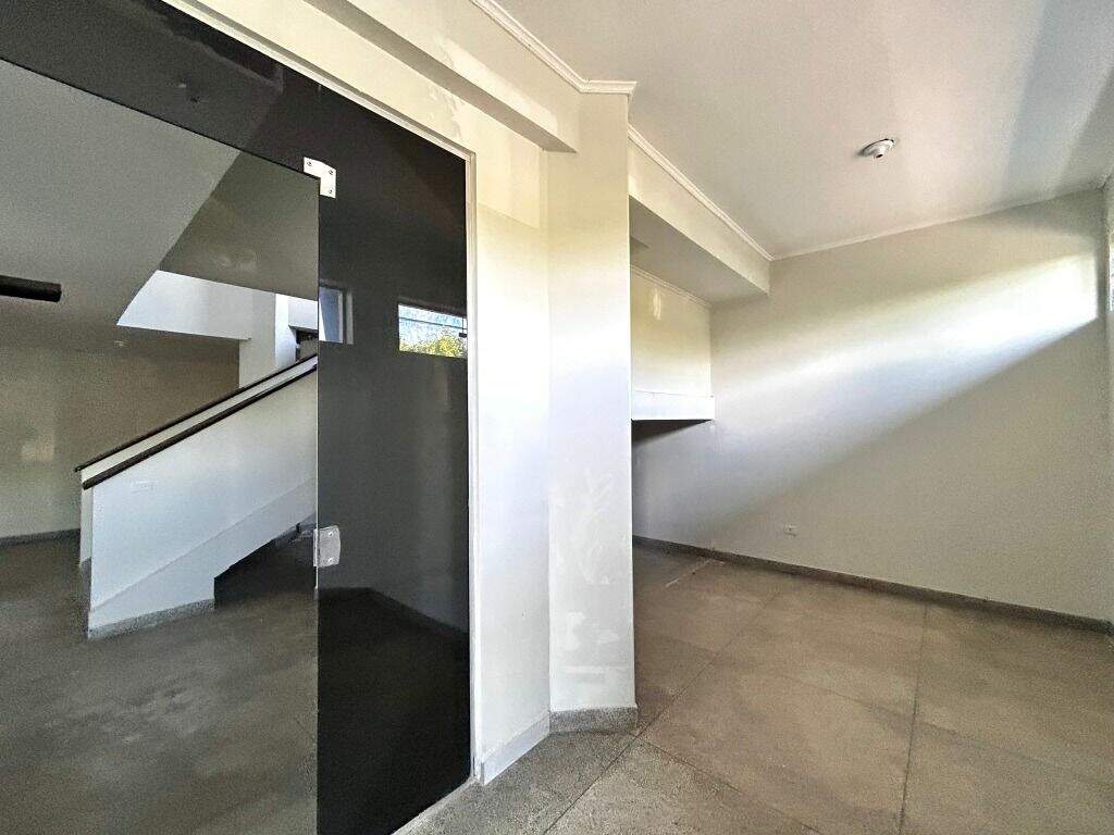 Prédio à venda no Jardim Angélica: 