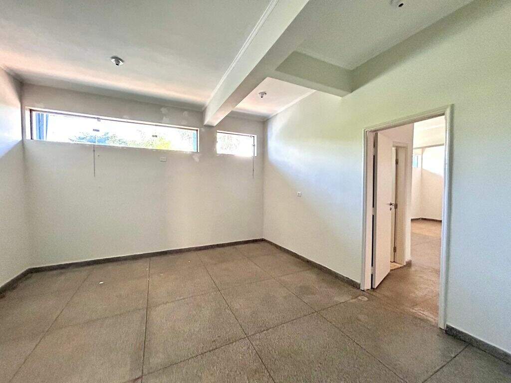 Prédio à venda no Jardim Angélica: 
