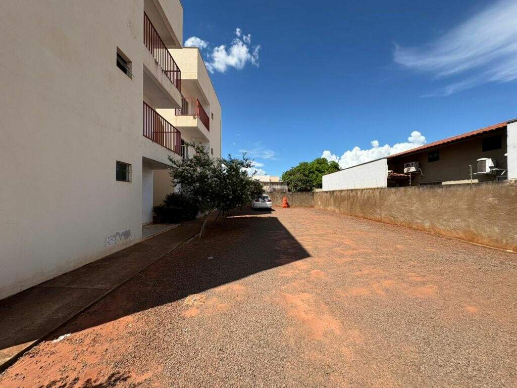Prédio à venda no Jardim Alvorada: 