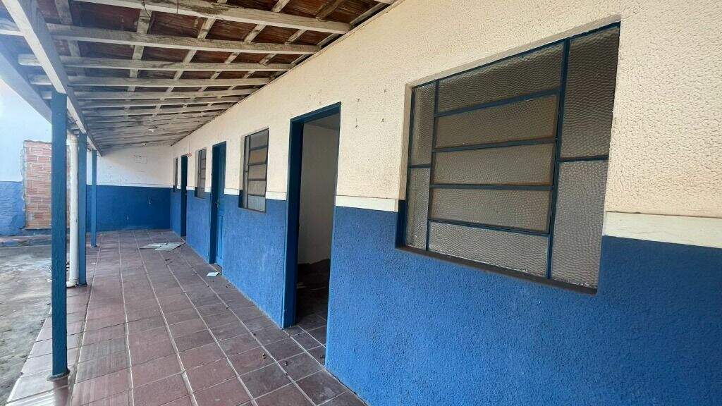 Prédio para aluguel no Centro: 