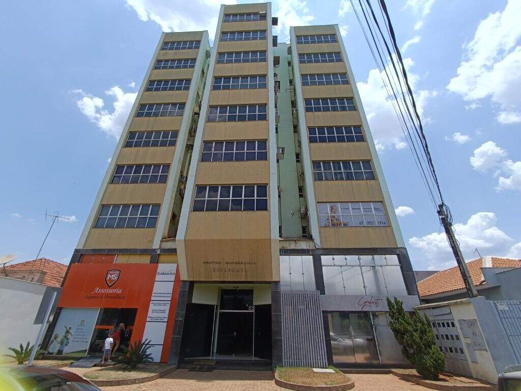 Sala para aluguel no Centro: 