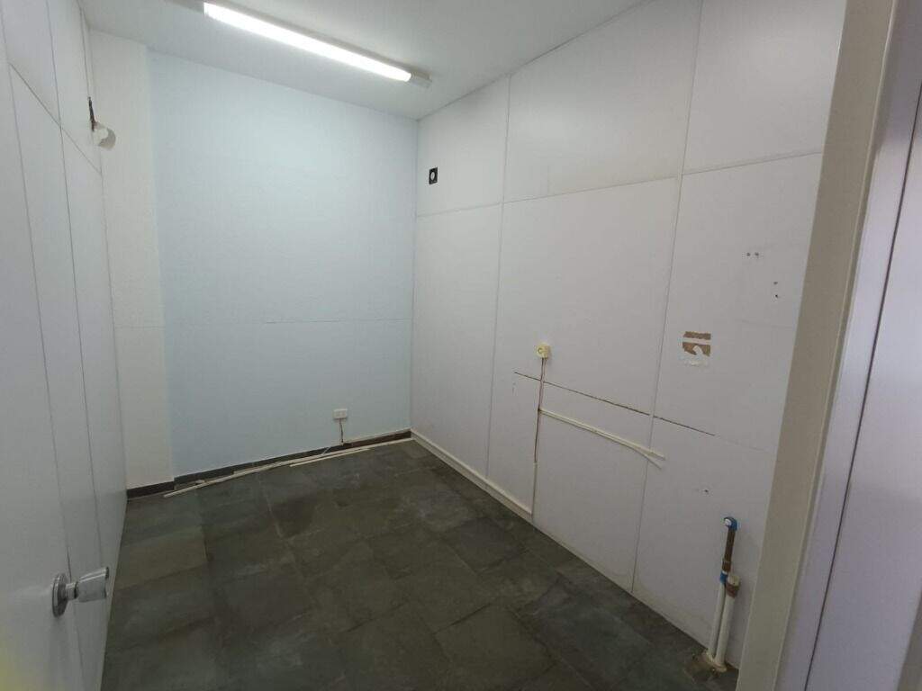 Sala para aluguel no Centro: 