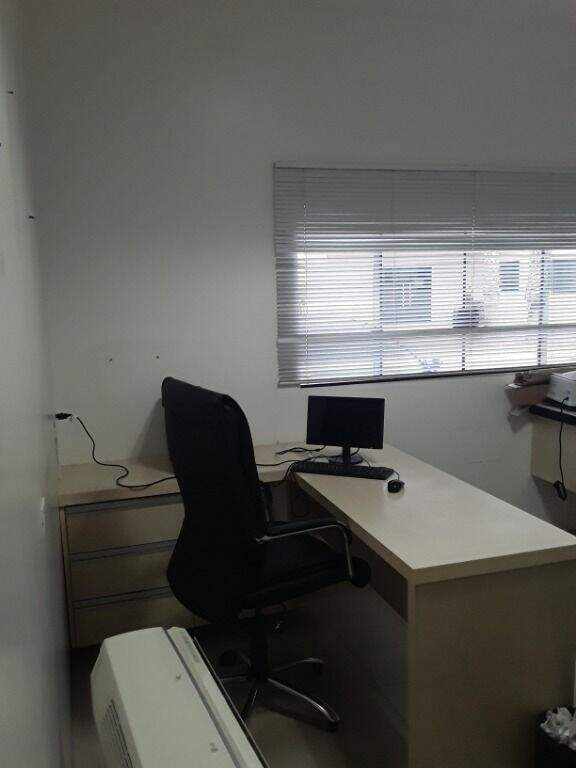 Sala para aluguel no Bairro Santos Dumont: 