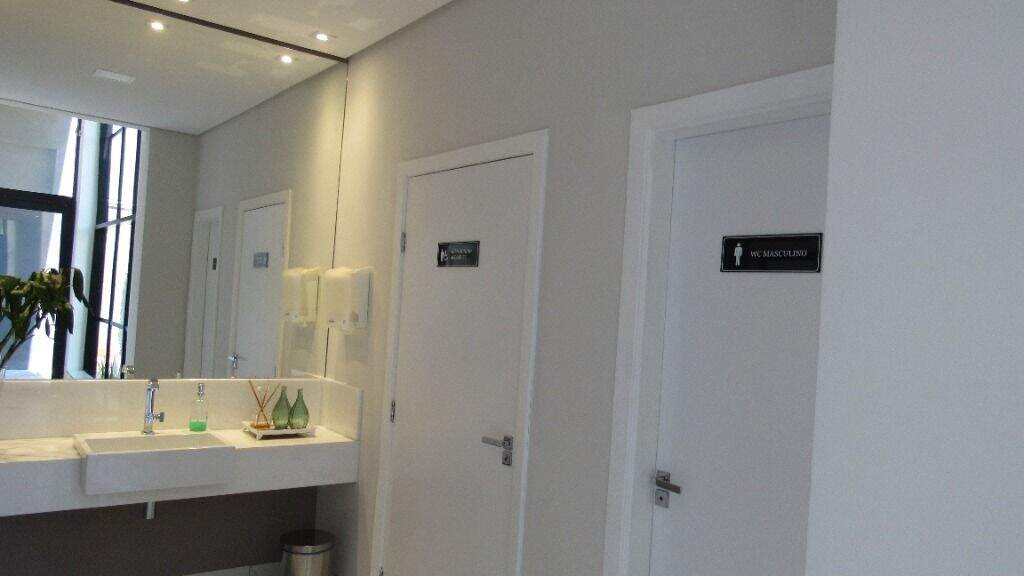 Sala para aluguel no Centro: 