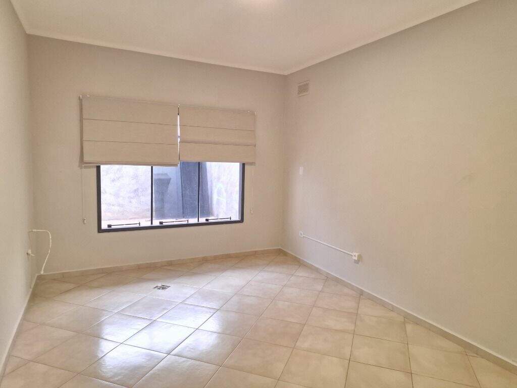 Sala para aluguel no Centro: 
