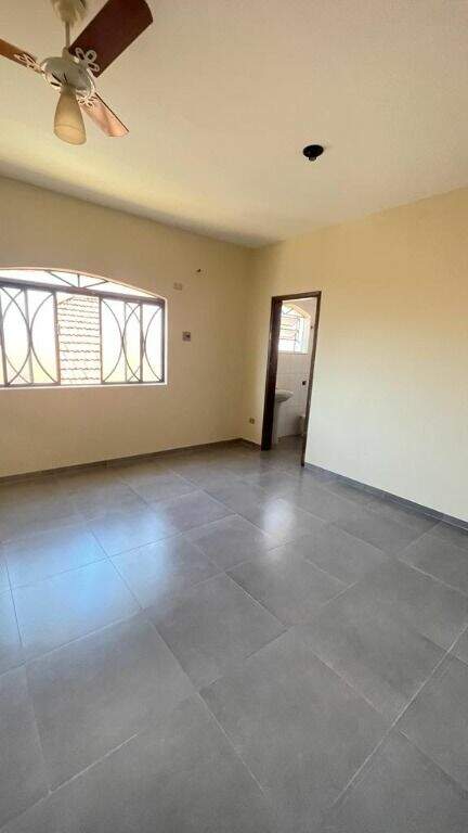 Sala para aluguel no Centro: 