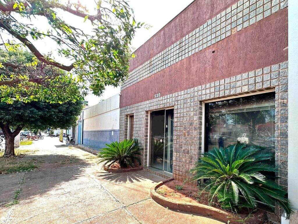 Sala para aluguel no Centro: 