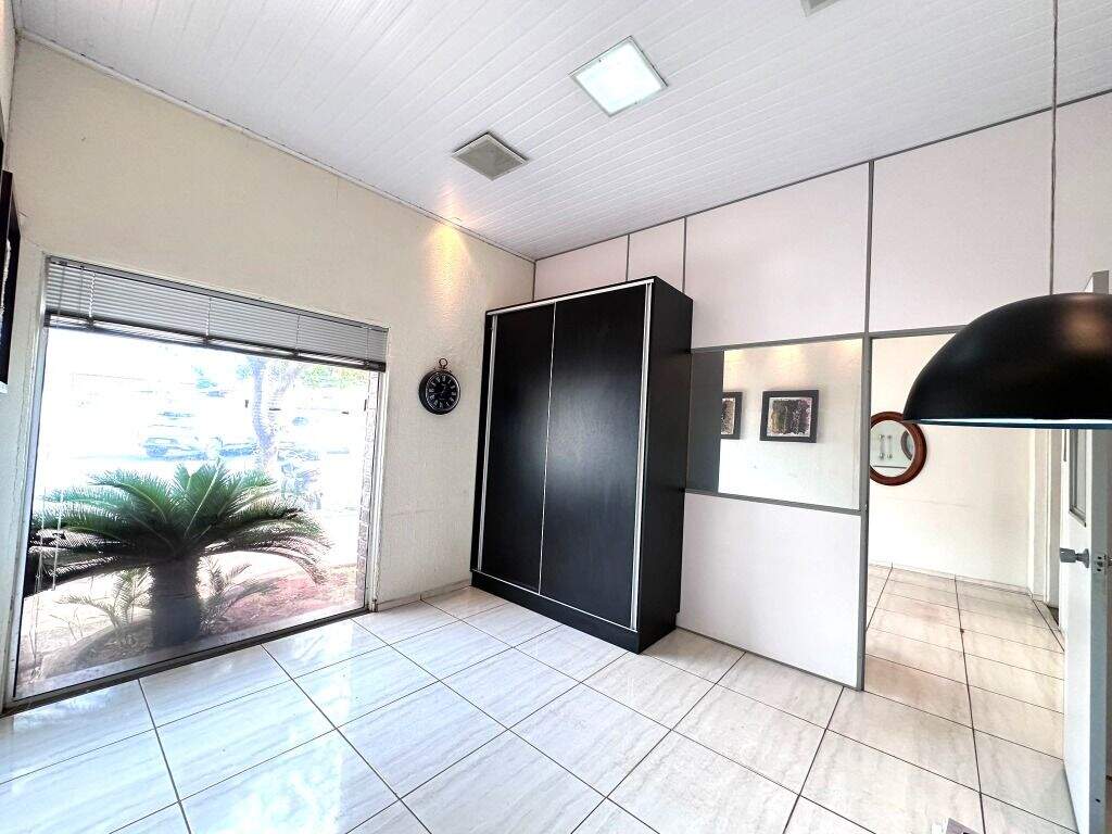 Sala para aluguel no Centro: 