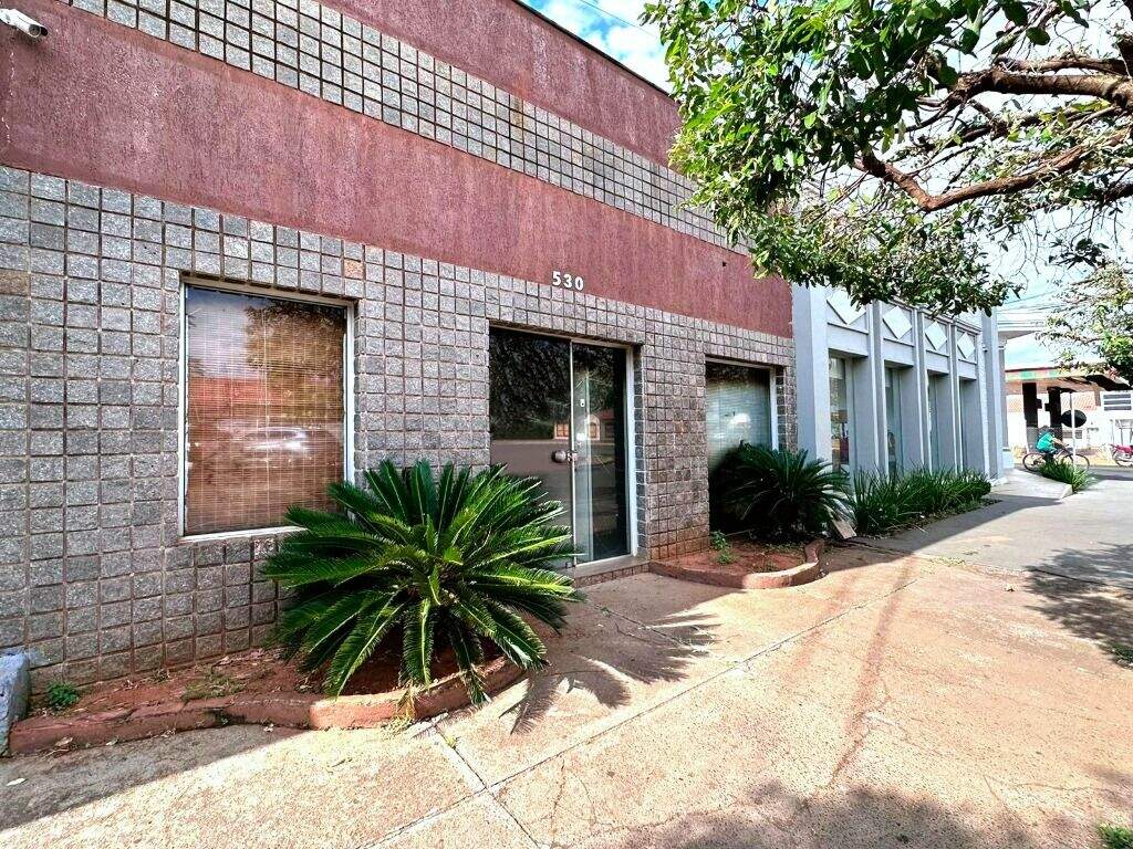 Sala para aluguel no Centro: 