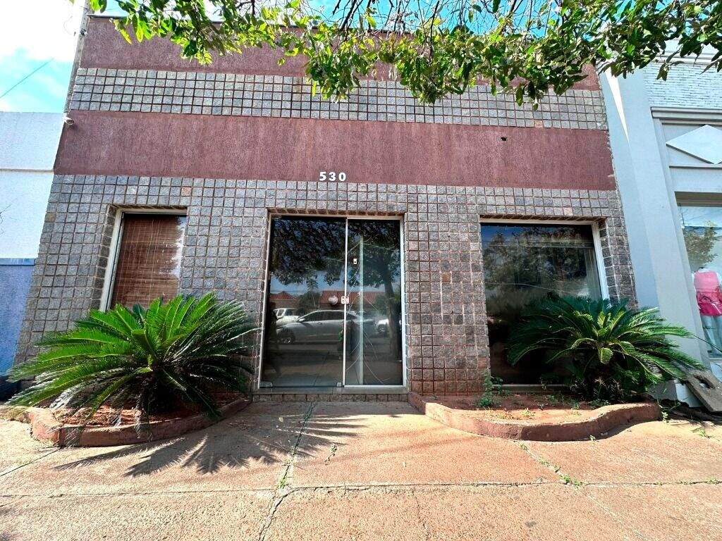 Sala para aluguel no Centro: 