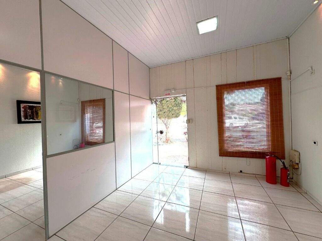 Sala para aluguel no Centro: 