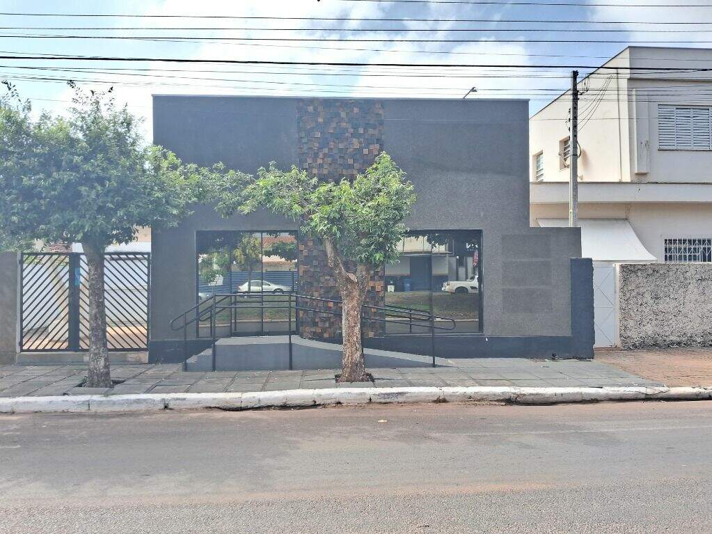 Sala para aluguel no Centro: 