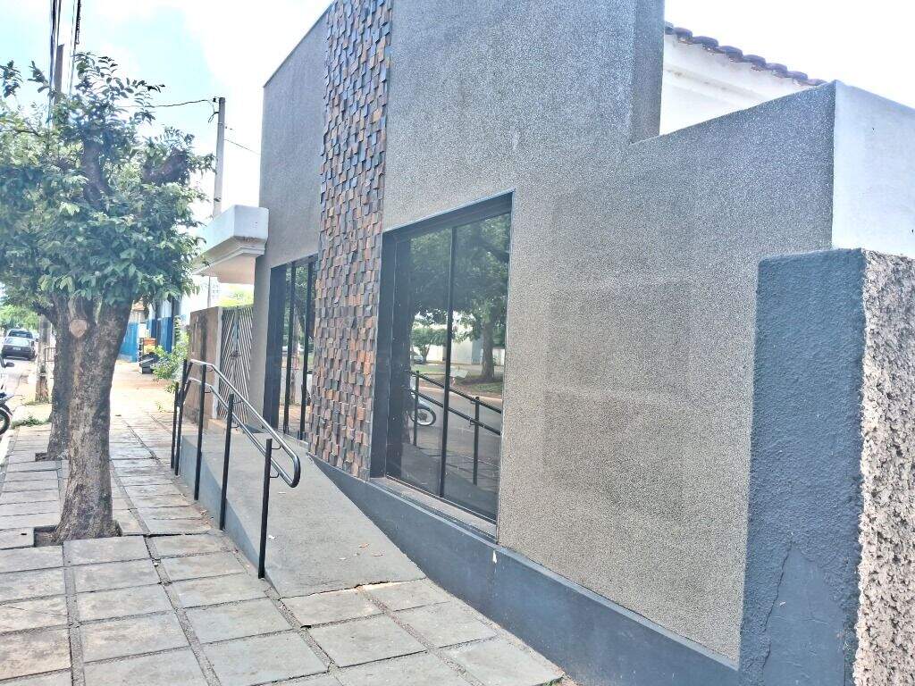 Sala para aluguel no Centro: 