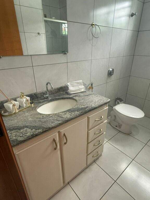 Sala para aluguel no Jardim Primaveril: 