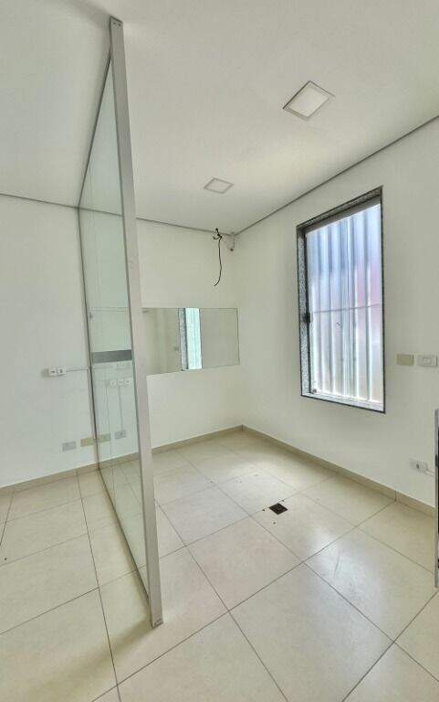 Sala para aluguel no Centro: 