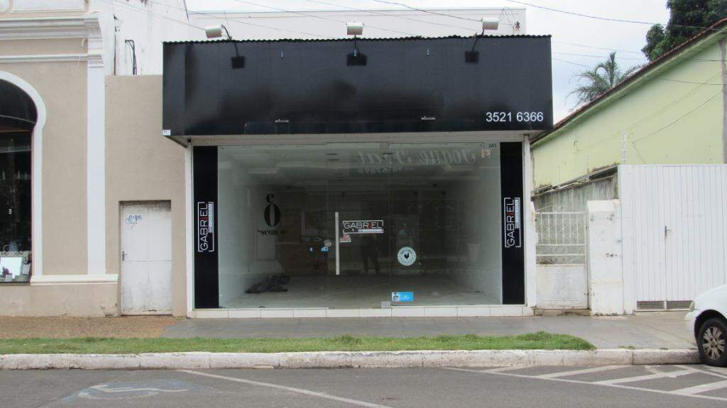 Salão à venda no Centro: 