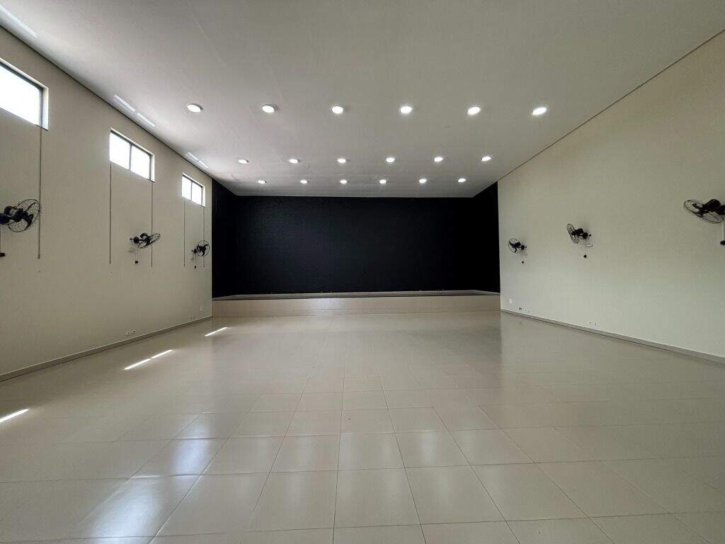 Salão à venda no Jardim Bela Vista: 