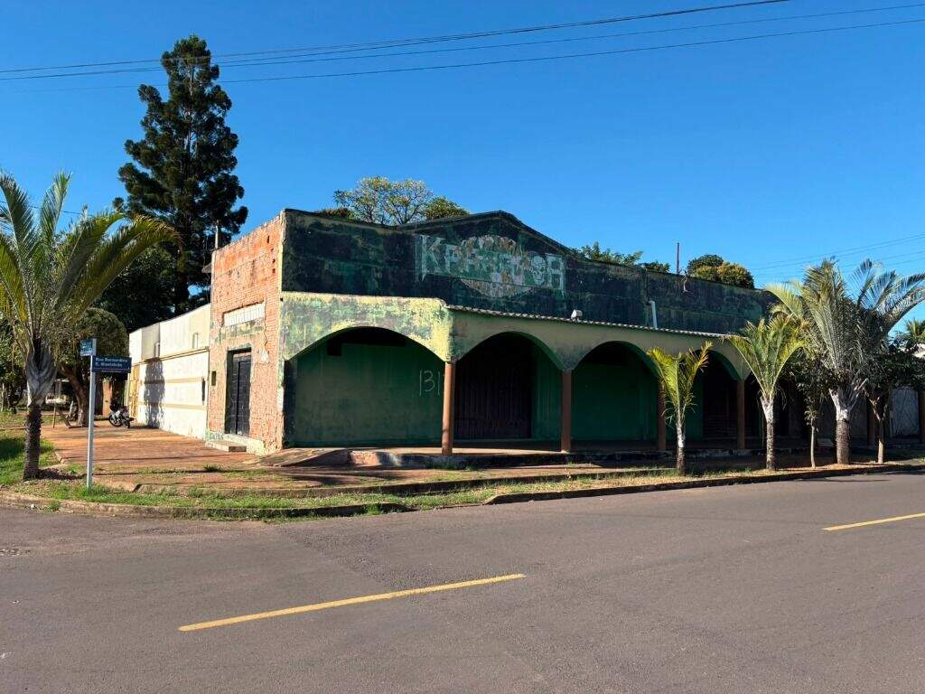 Salão à venda no Jardim Cangalha: 