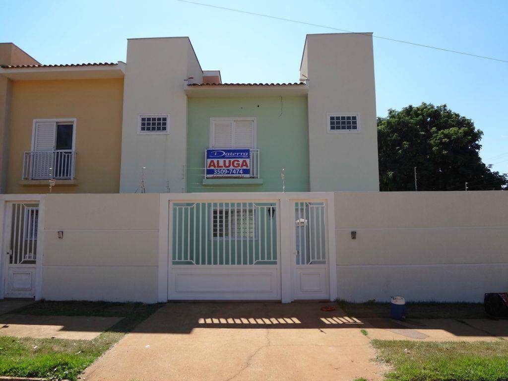 Sobrado para aluguel no Jardim Cangalha: 