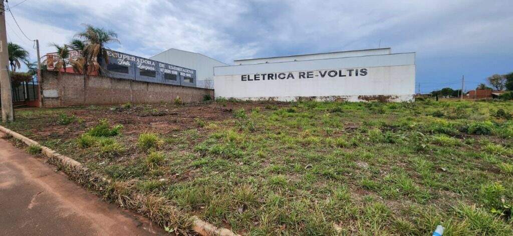 Terreno à venda no Centro: 