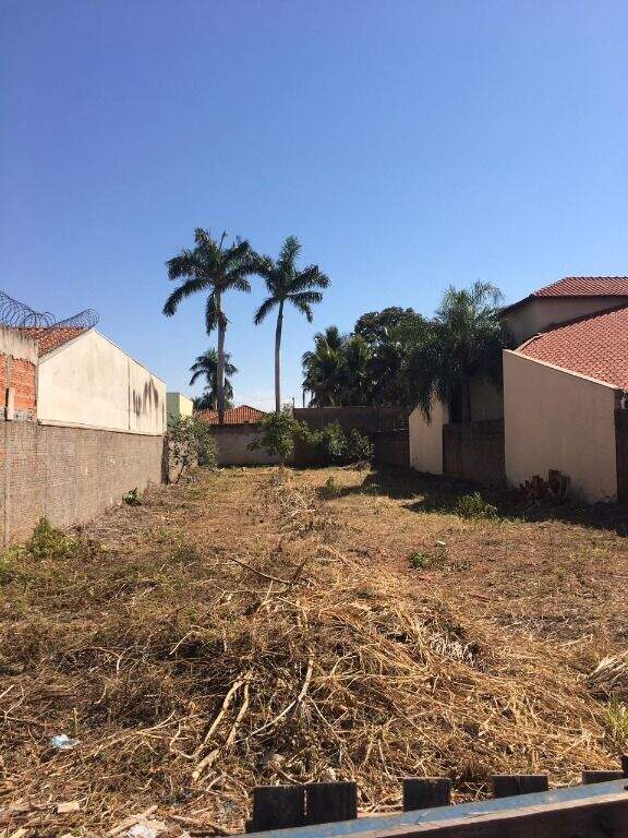 Terreno à venda no Santos Dumont: 