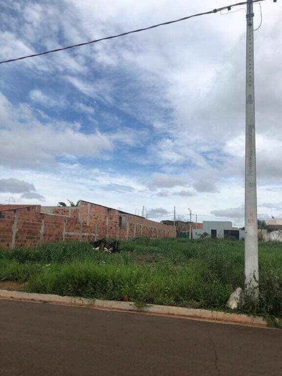 Terreno à venda no Bosque das Araras: 