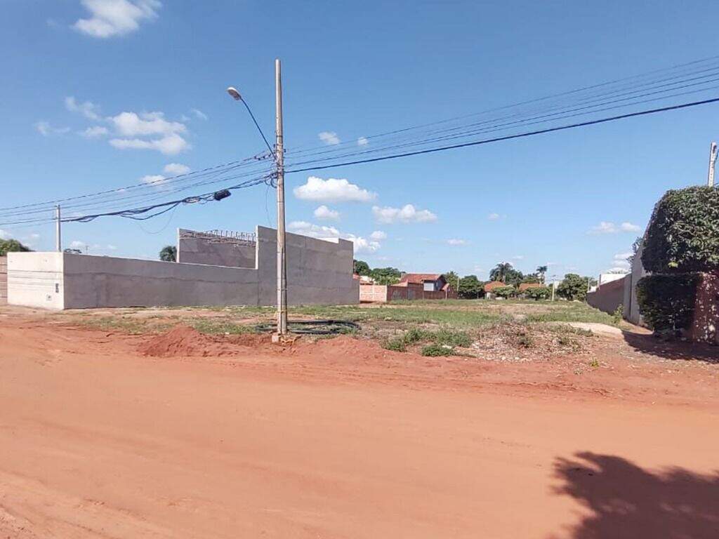Terreno à venda no Jardim Alvorada: 
