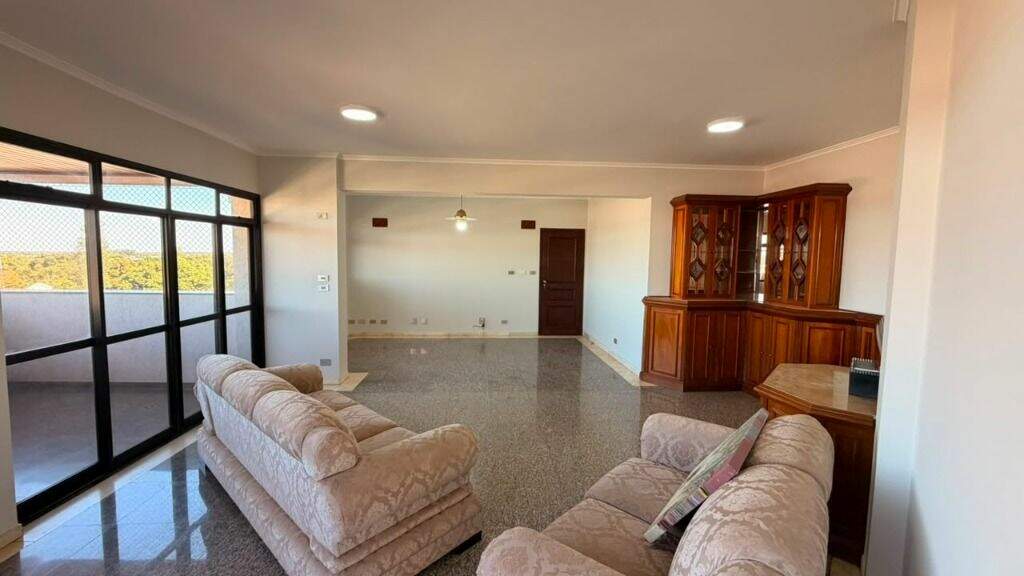 Apartamento para aluguel no Centro: 