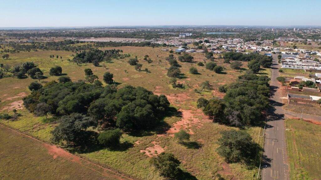 Área à venda no Alto da Boa Vista: 