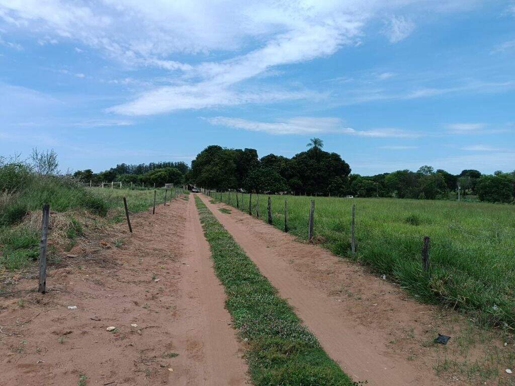 Área à venda no Vila Popular: 