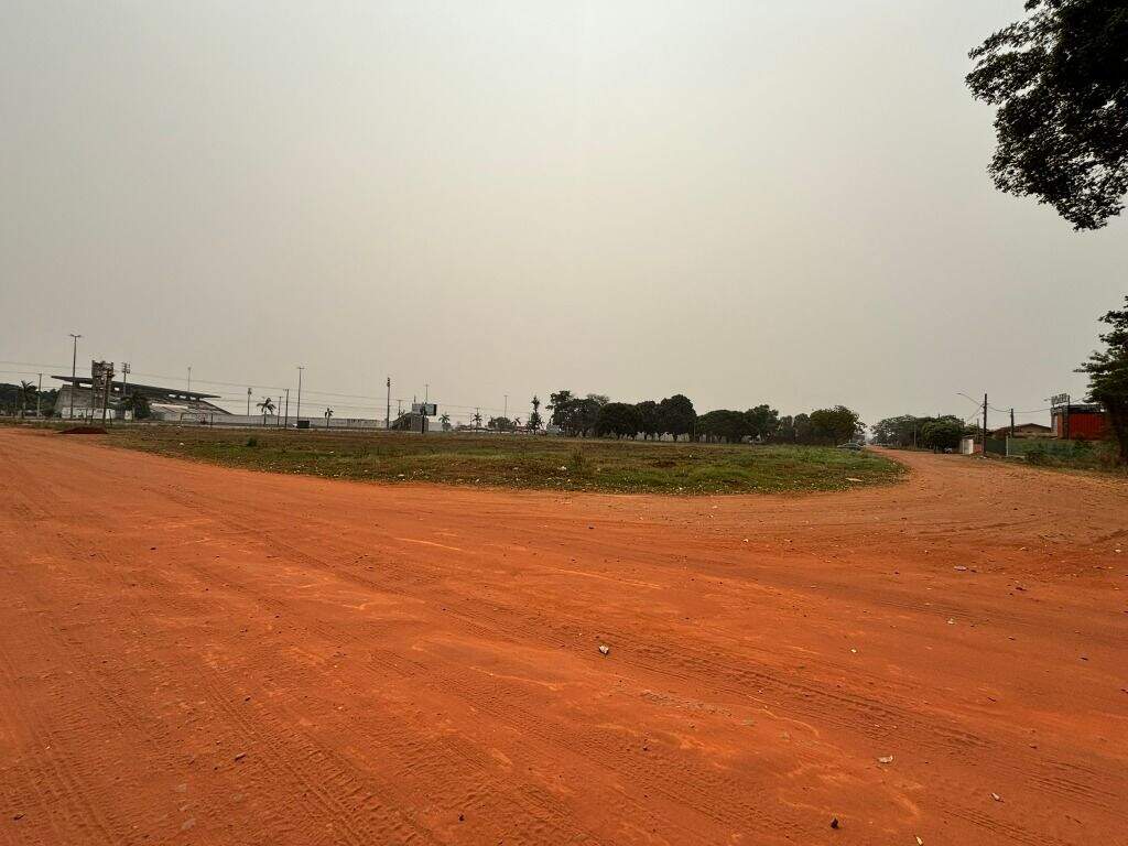 Área à venda no Jardim Alvorada: 