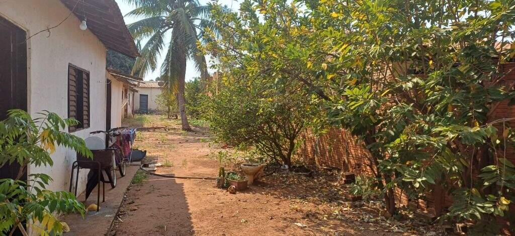 Terreno à venda no Jardim Paranapunga: 