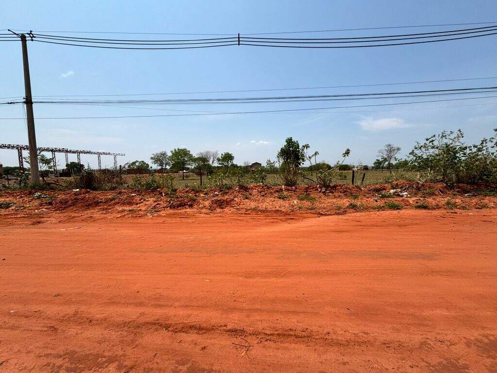 Terreno à venda no Chácara Imperial: 
