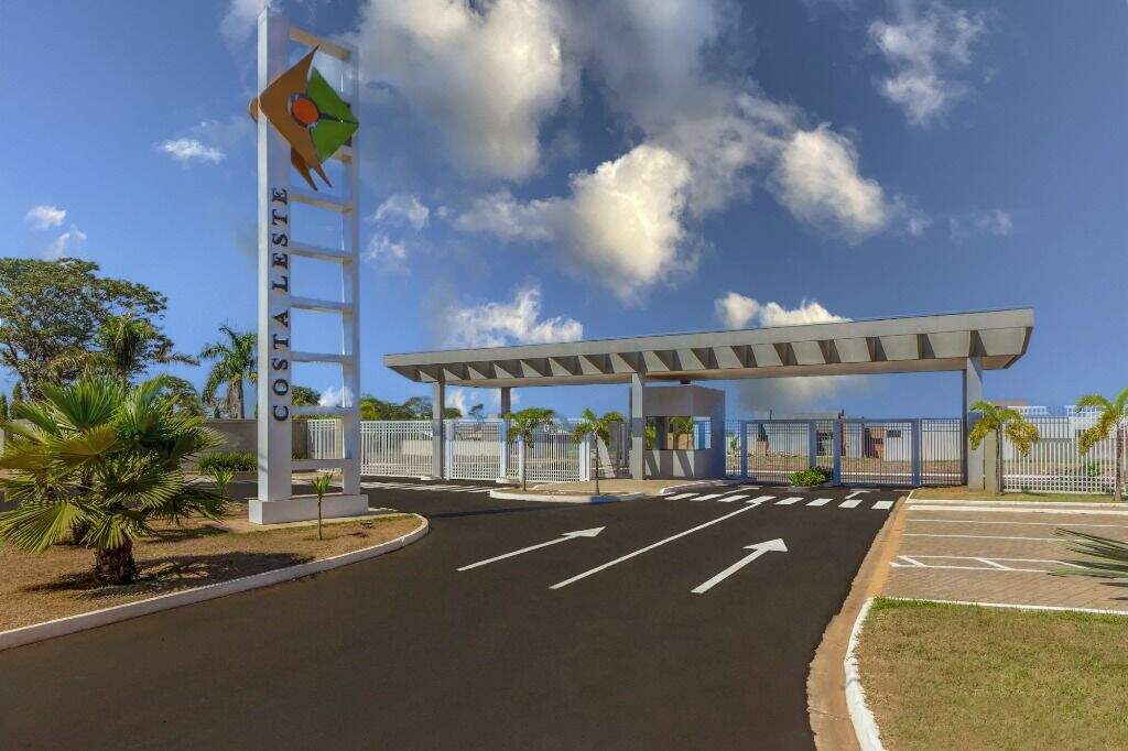 Terreno à venda no Jardim Moçambique: 