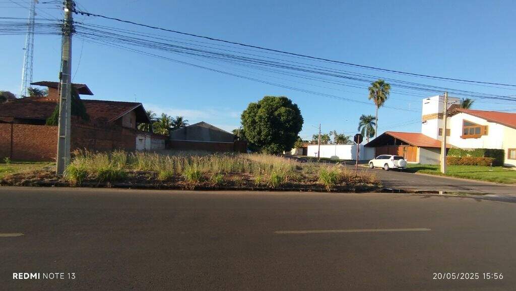 Terreno à venda no Jardim Primaveril: 