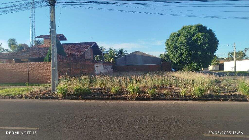 Terreno à venda no Jardim Primaveril: 