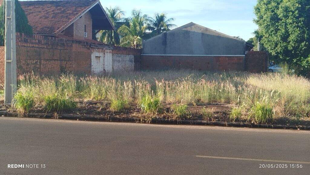 Terreno à venda no Jardim Primaveril: 