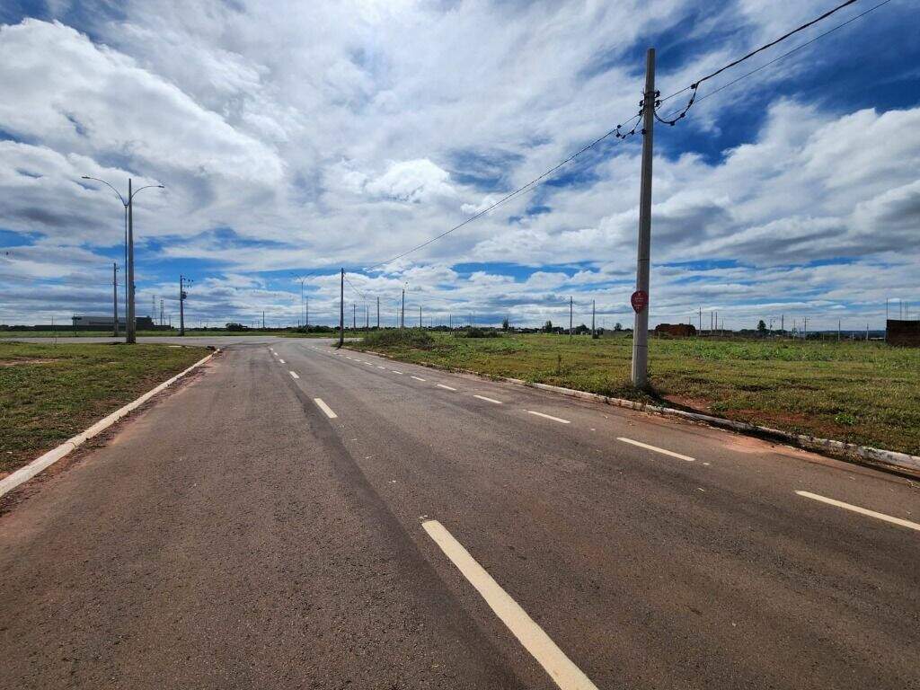 Terreno à venda no Ipê: 