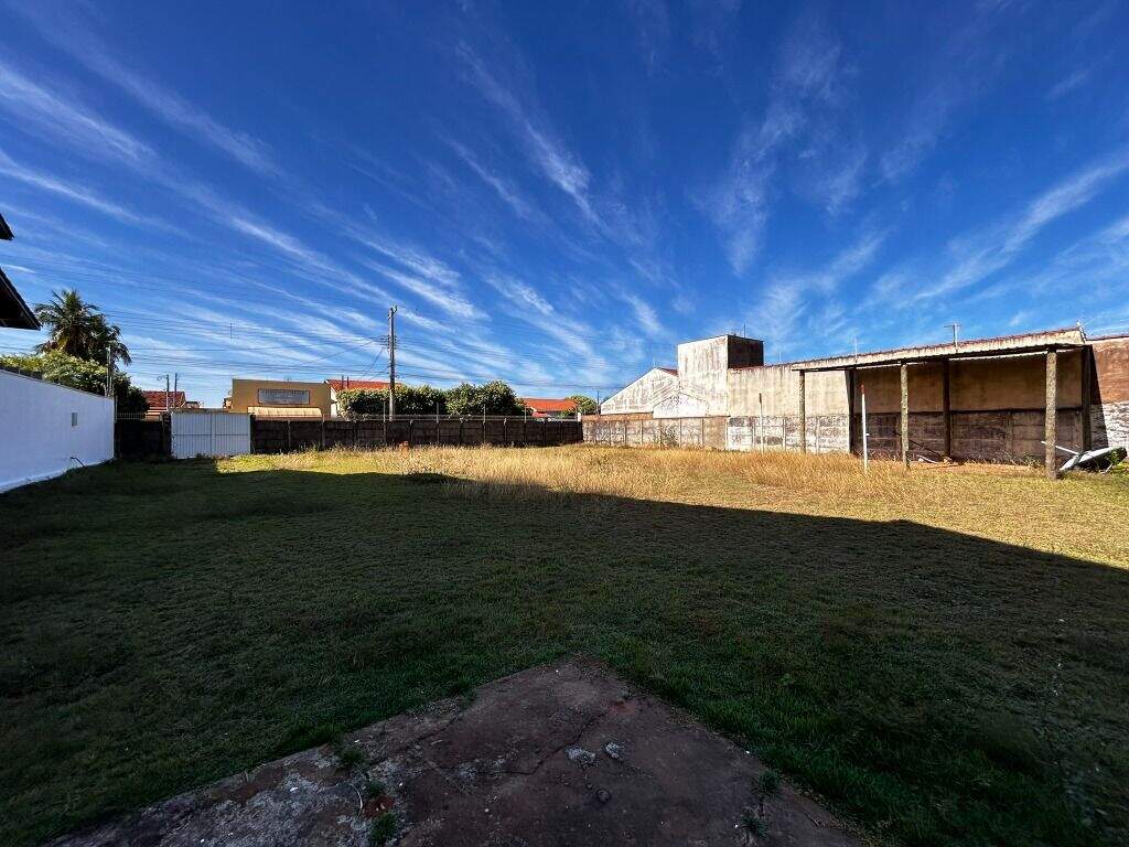 Terreno à venda no Santos Dumont: 