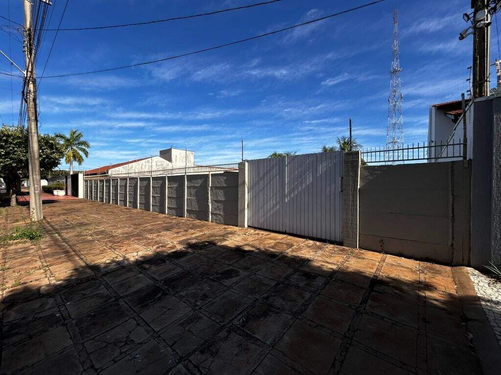 Terreno à venda no Santos Dumont: 
