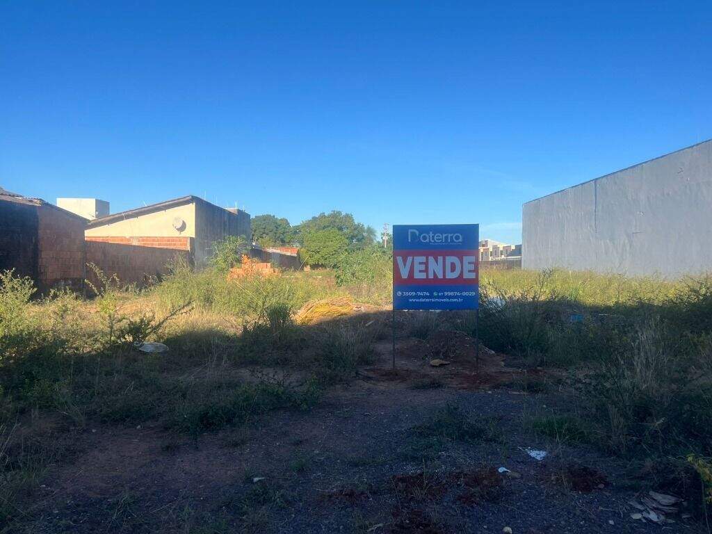 Terreno à venda no Santos Dumont: 